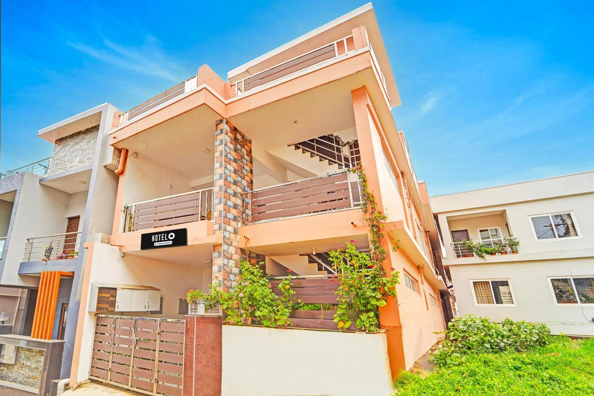 Hotel O Vijaynagar Road Formerly Anmol Peace Stay Udagamandalam Exterior photo