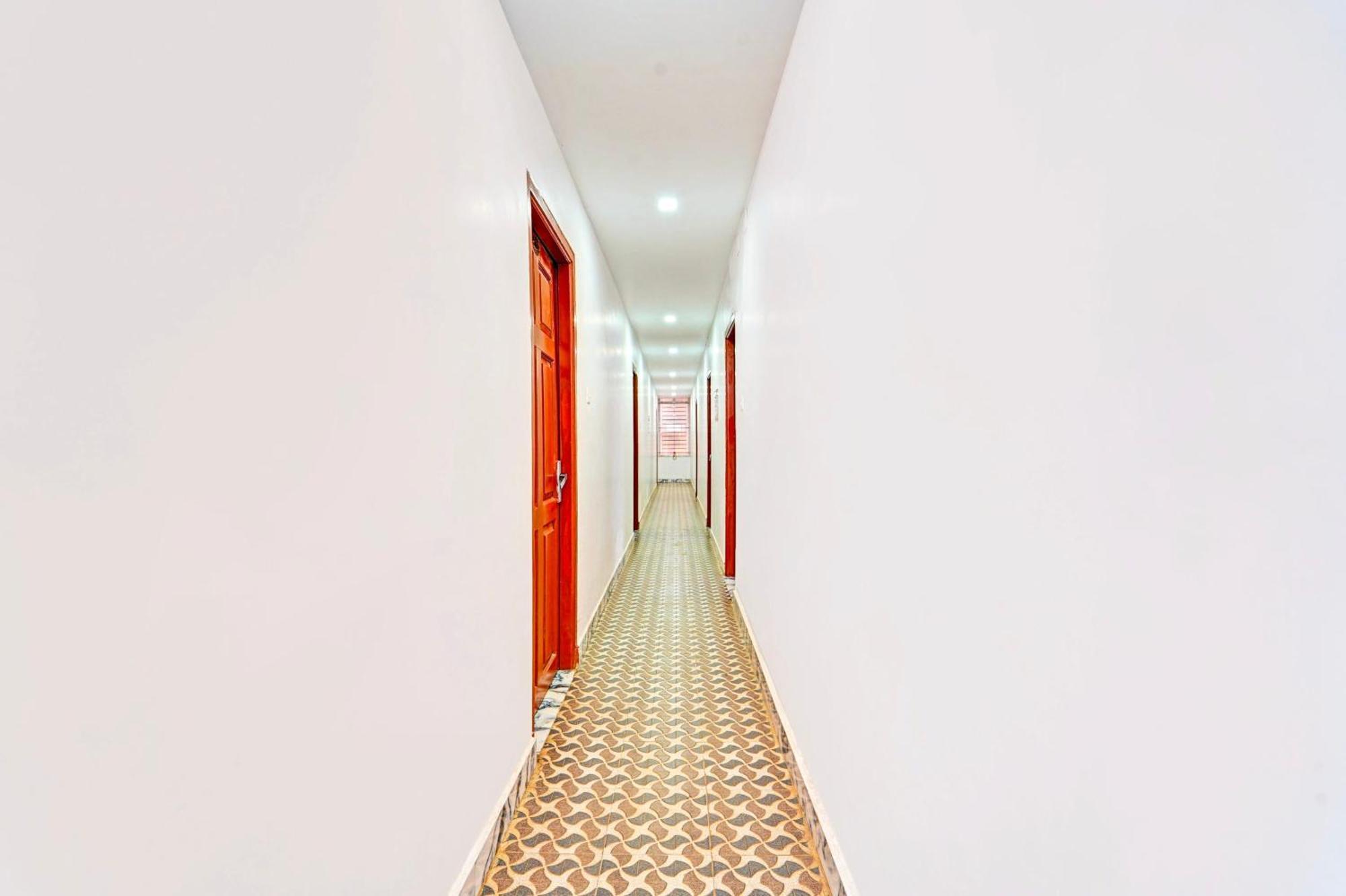 Hotel O Vijaynagar Road Formerly Anmol Peace Stay Udagamandalam Exterior photo